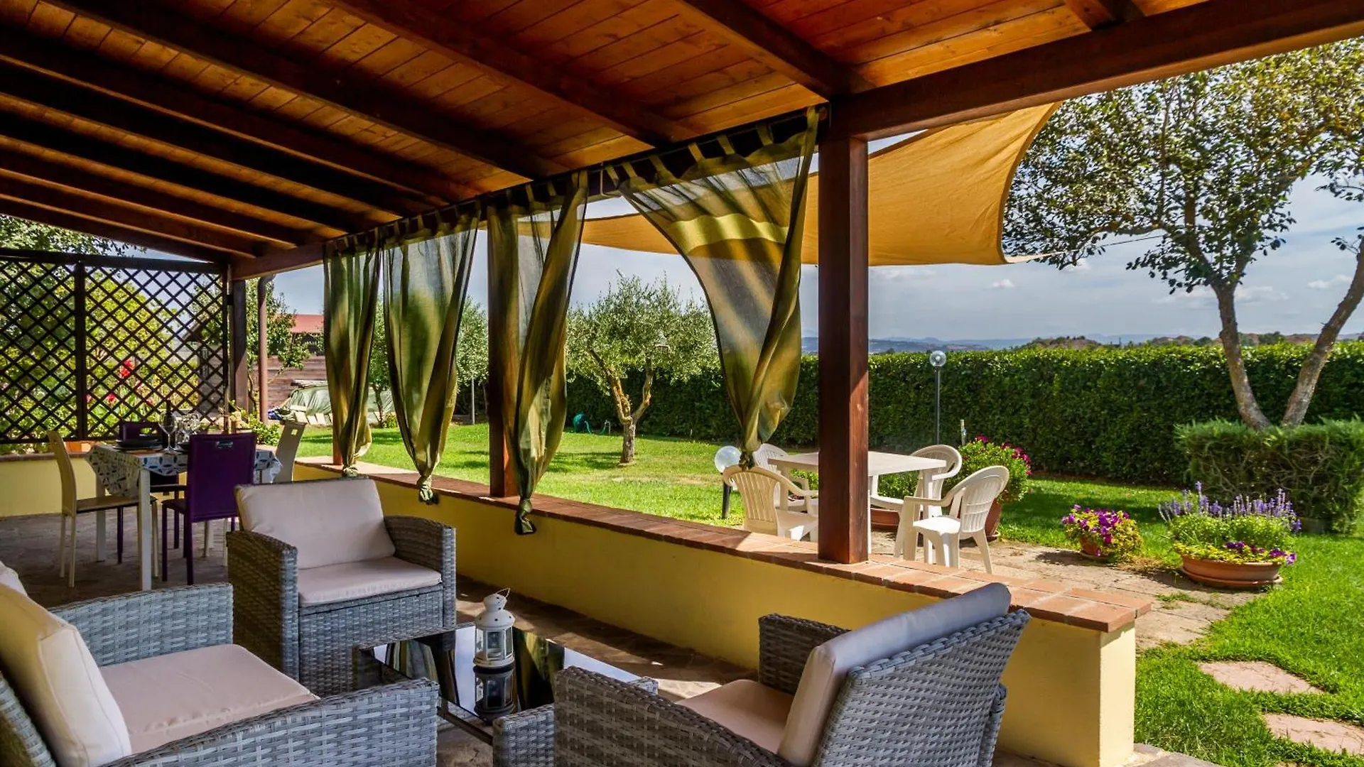 Alojamento de Turismo Rural Casale Fattoria Benaris Vila Marsiliana