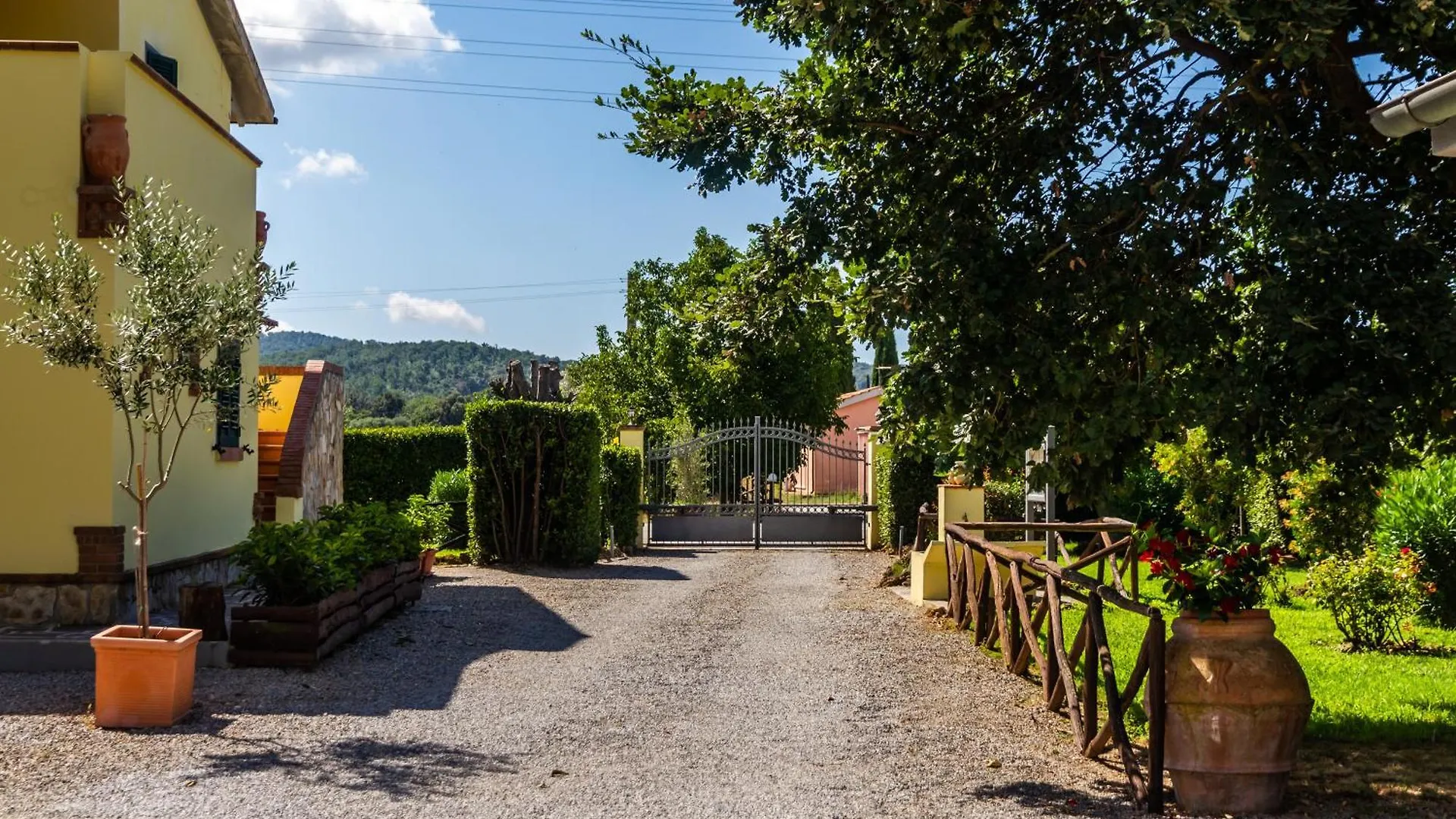 Casale Fattoria Benaris Villa Marsiliana 0*,