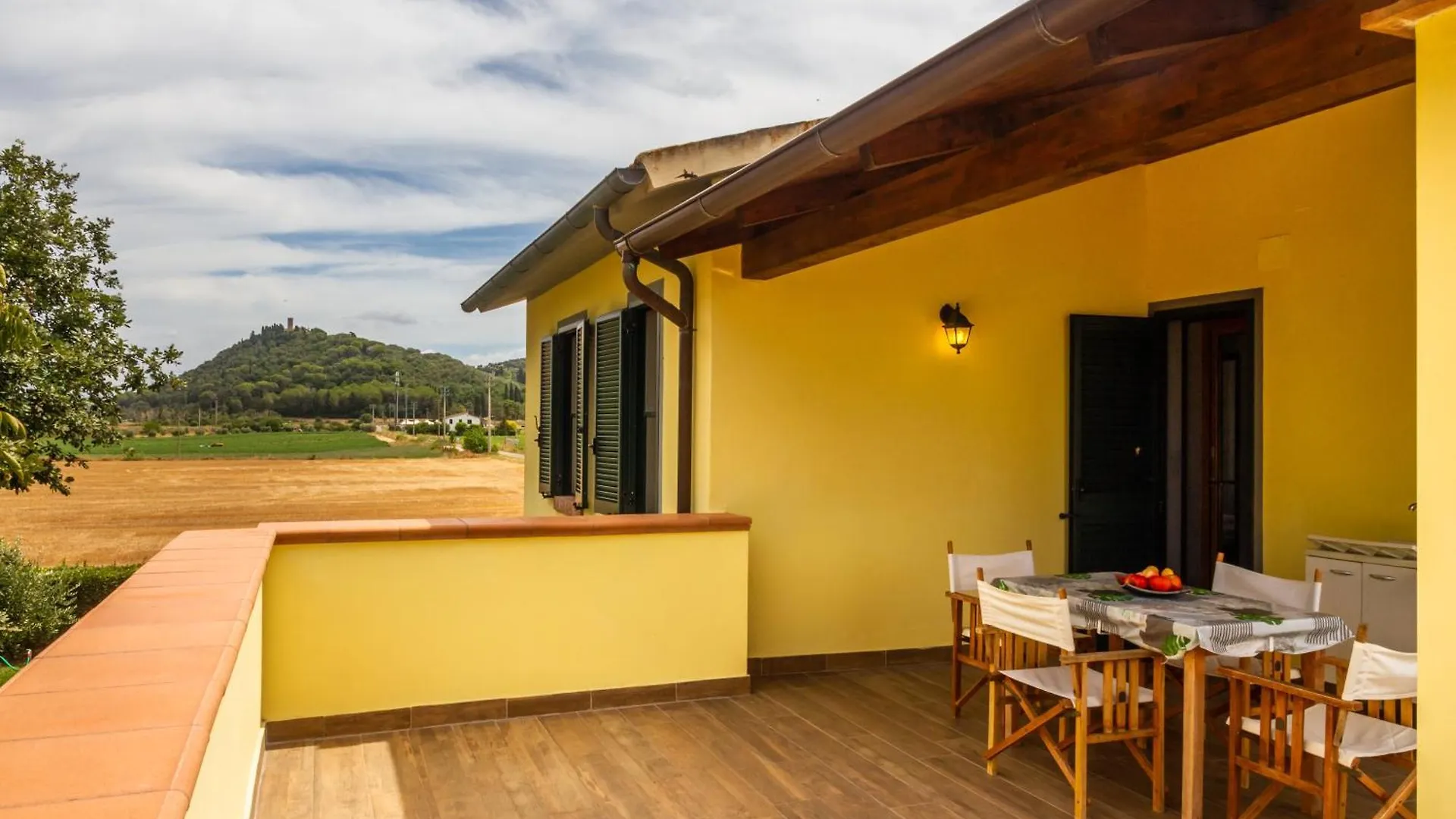 Alojamento de Turismo Rural Casale Fattoria Benaris Vila Marsiliana