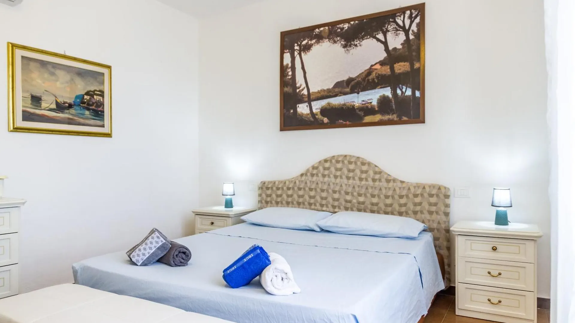 Farm stay Casale Fattoria Benaris Villa Marsiliana